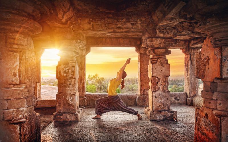 Spiritual India Tour with Yoga Session